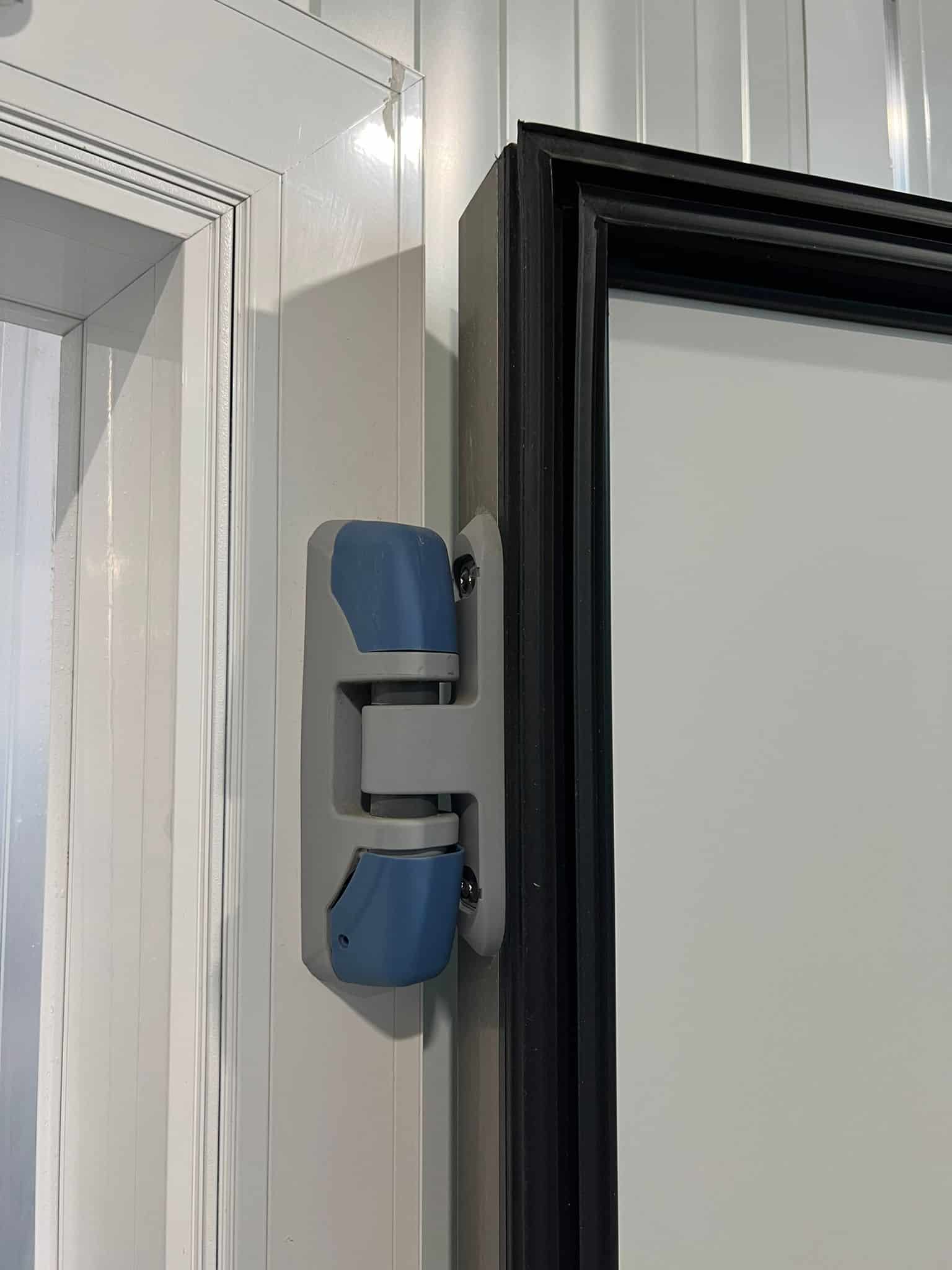 Cooler / Freezer Doors